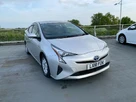 2018-toyota-prius-hybrid-small-5