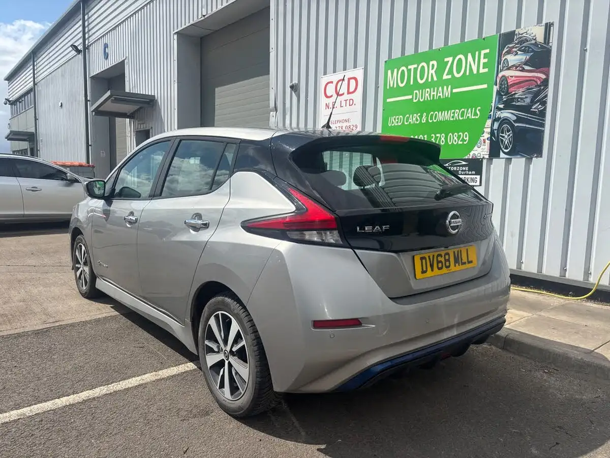 2018-nissan-leaf-e-acenta-110kw-big-6