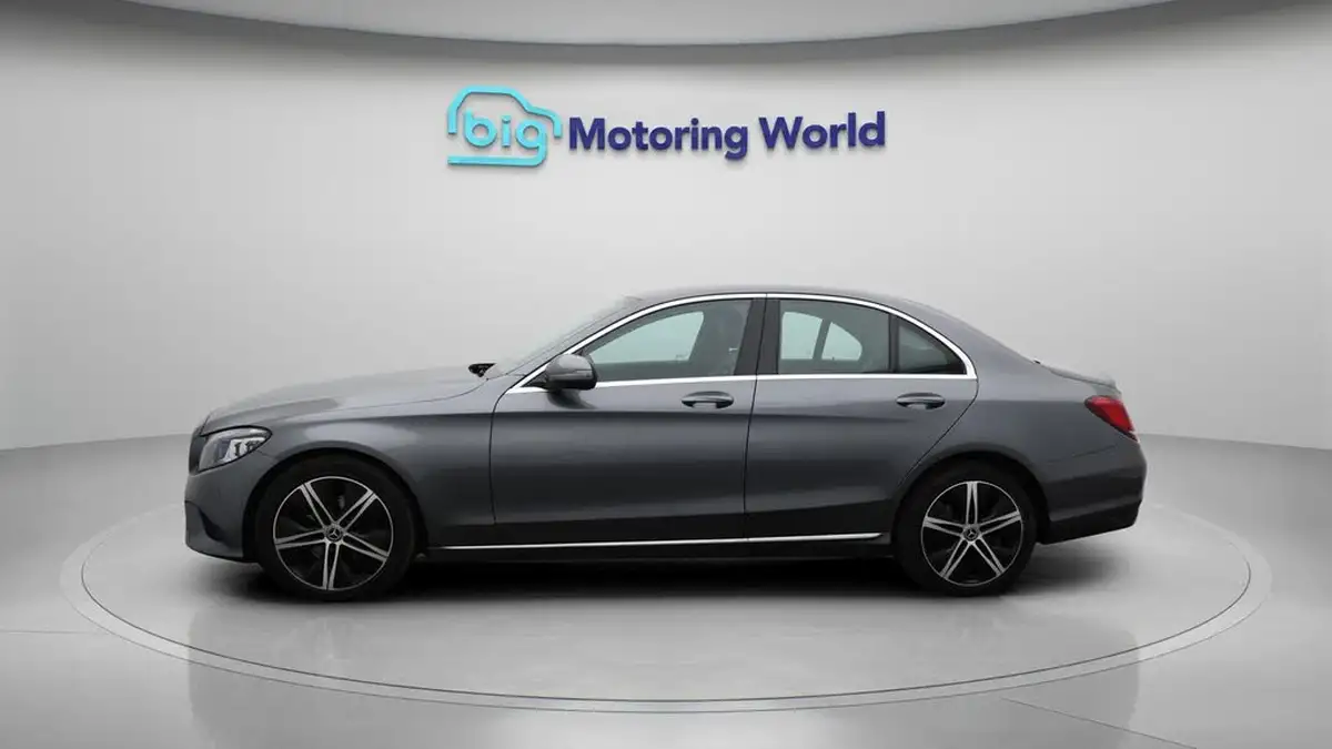 2020-mercedes-benz-c-class-15-c200-sport-ss-saloon-4d-big-4