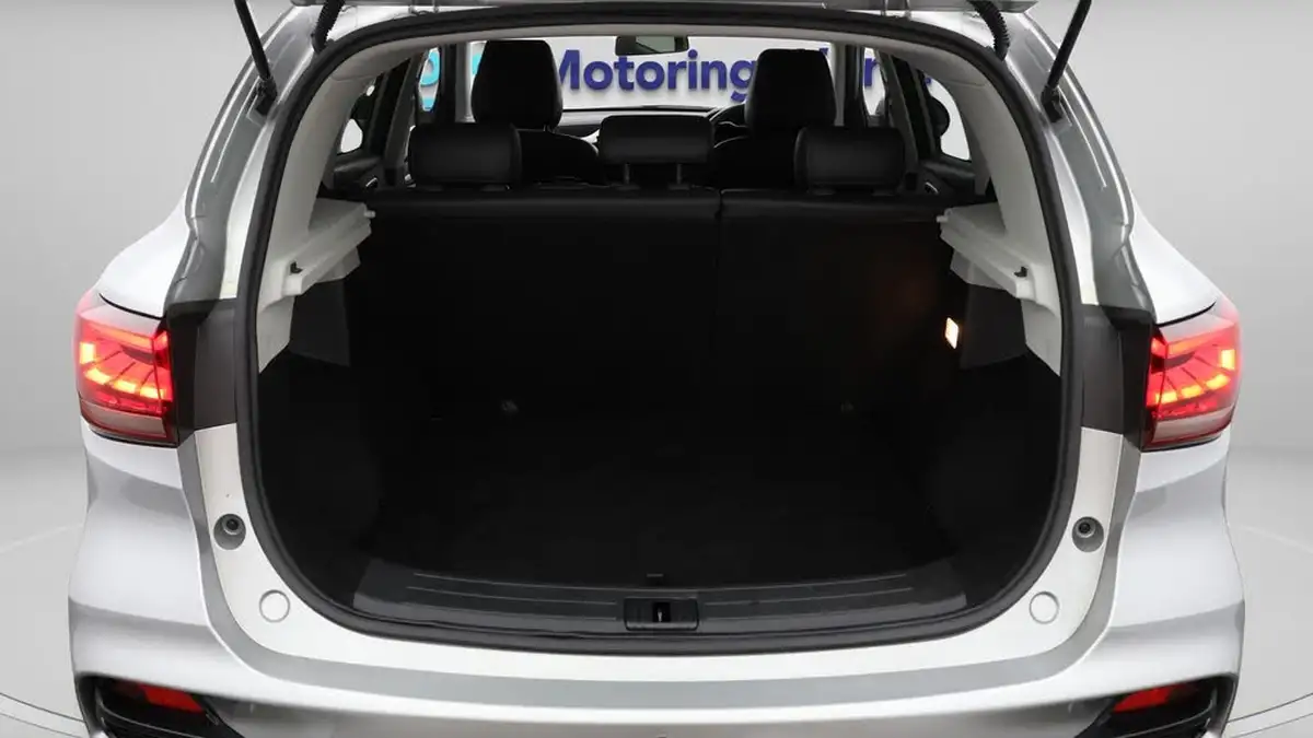 2023-mg-zs-suv-15-vti-tech-exclusive-big-17