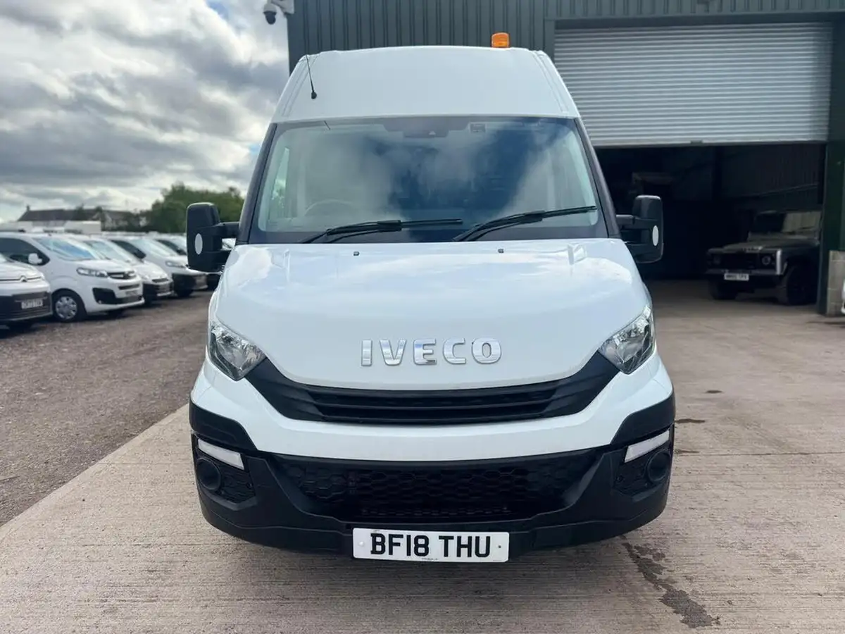2018-iveco-daily-s-class-23td-35s12v-3520-h1-business-big-1