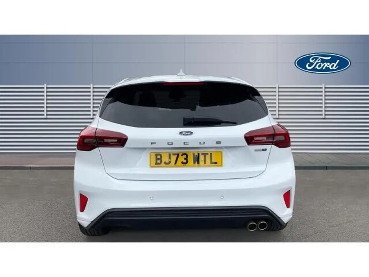 2023-ford-focus-10t-st-line-155ps-hybrid-mhev-hatchback-powershift-big-5