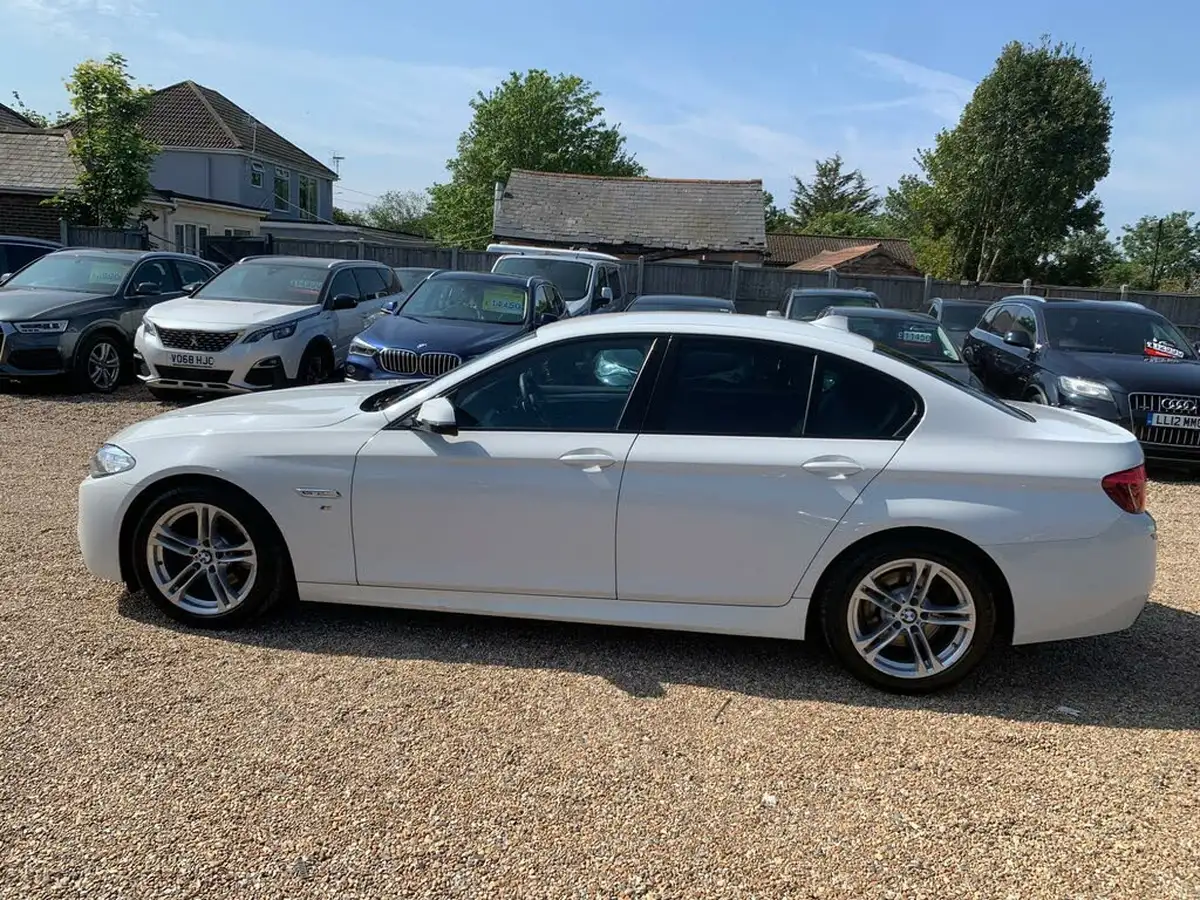 2016-bmw-5-series-20td-520d-m-sport-190bhp-saloon-4d-auto-big-3