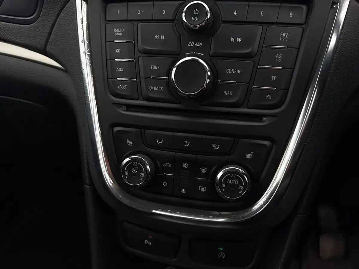 2016-vauxhall-mokka-16-se-big-13