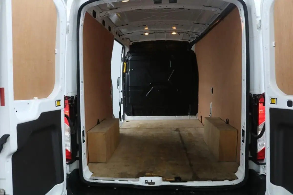 2022-ford-transit-big-11