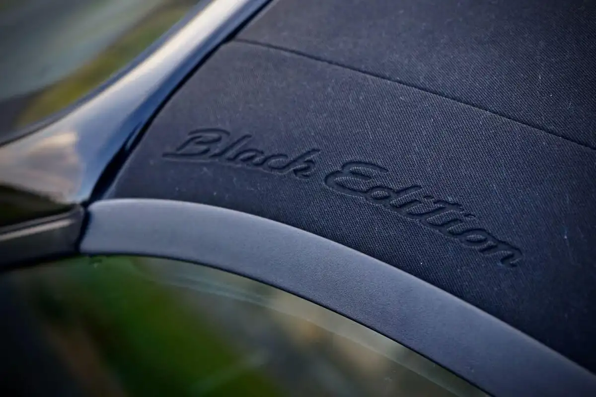 2011-porsche-boxster-s-34-black-edition-big-2