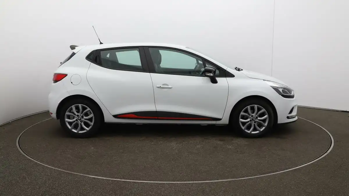 2018-renault-clio-12-dynamique-nav-big-46