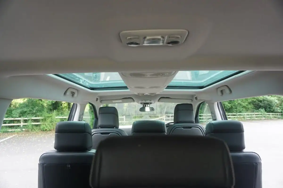 2021-peugeot-traveller-e-allure-standard-big-8