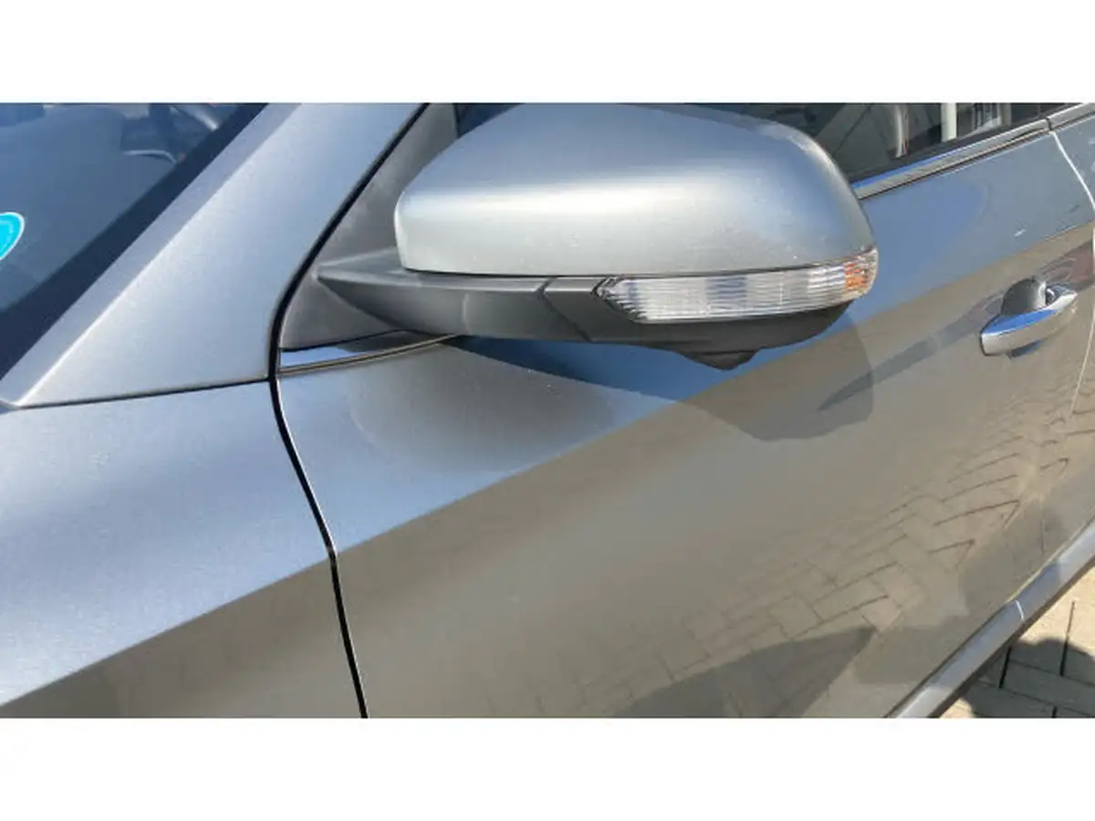 2021-mg-zs-suv-10t-gdi-exclusive-big-30