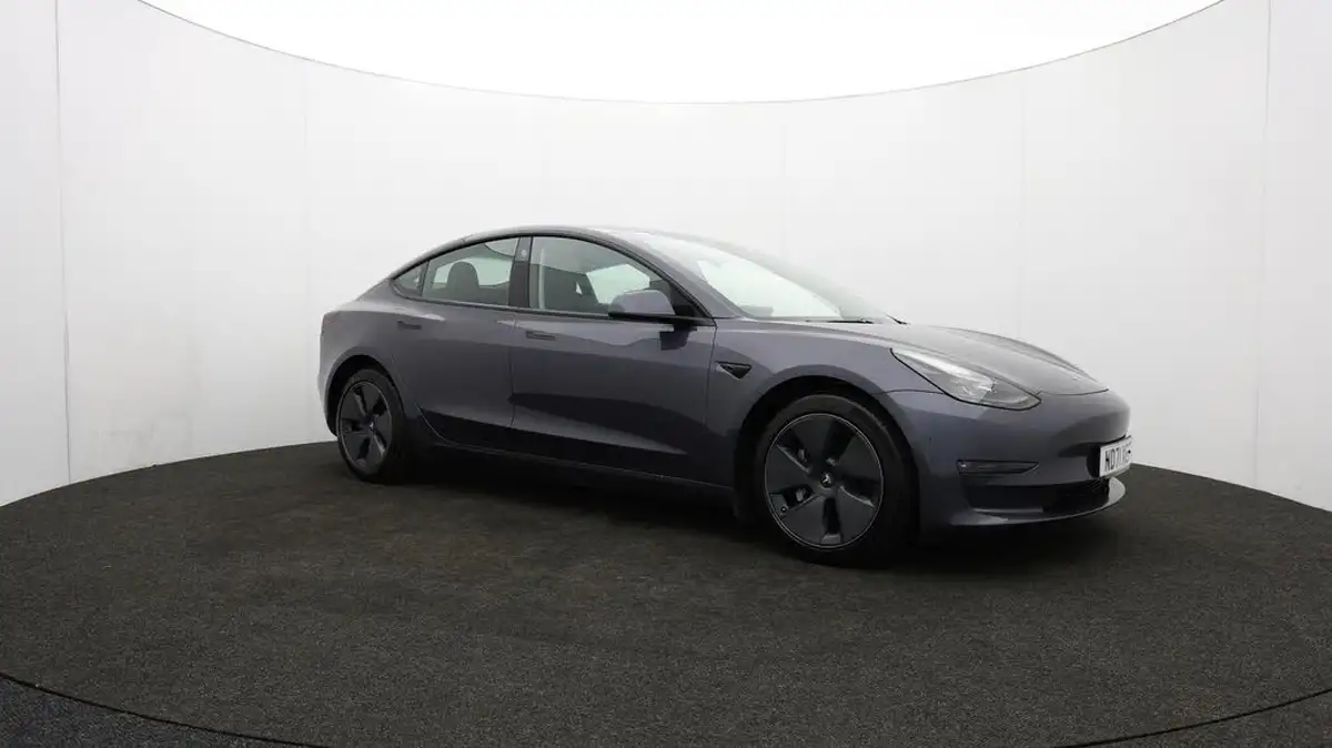 2021-tesla-model-3-e-long-range-awd-big-41