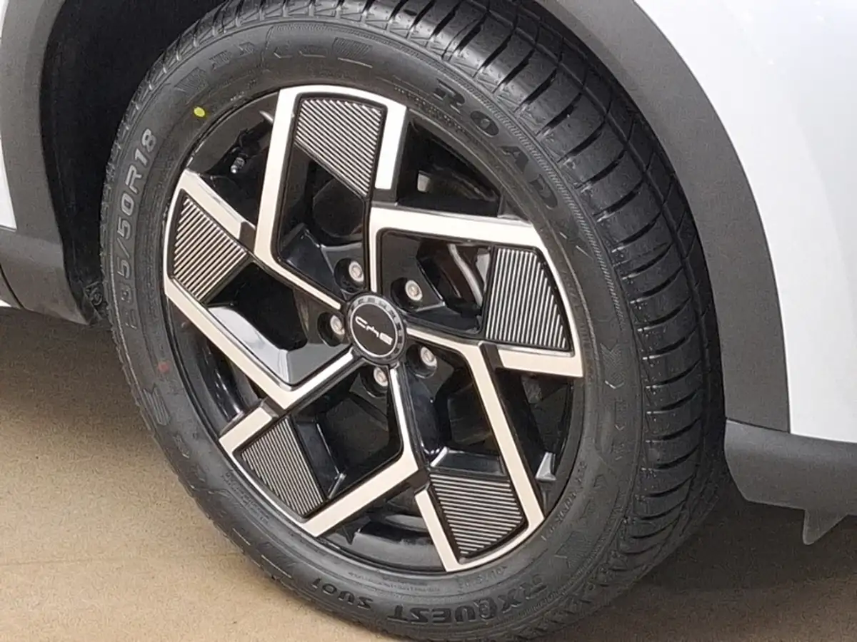 2024-cupra-ateca-15-ecotsi-v2-big-8