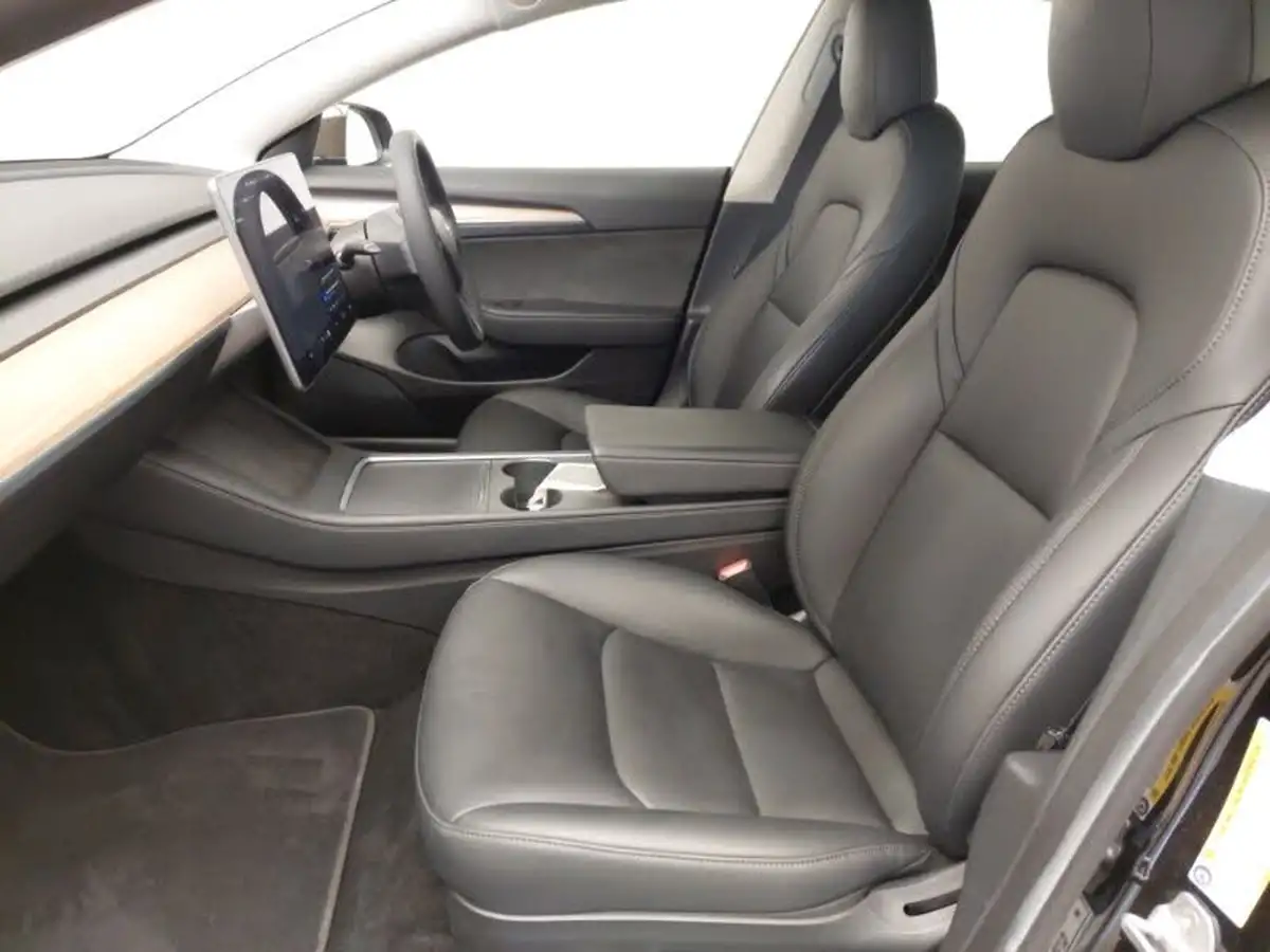2021-tesla-model-3-e-standard-plus-big-4