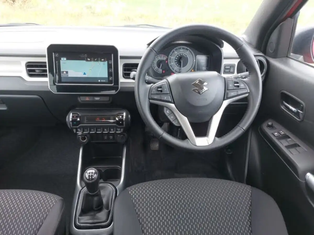 2022-suzuki-ignis-12-dualjet-sz5-big-6