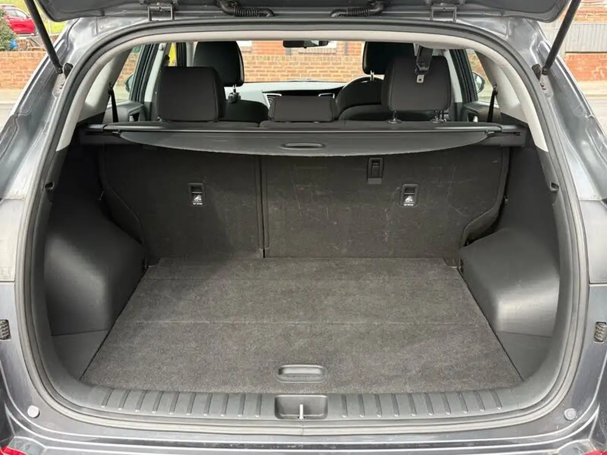 2017-hyundai-tucson-17crdi-blue-drive-se-nav-116ps-big-17