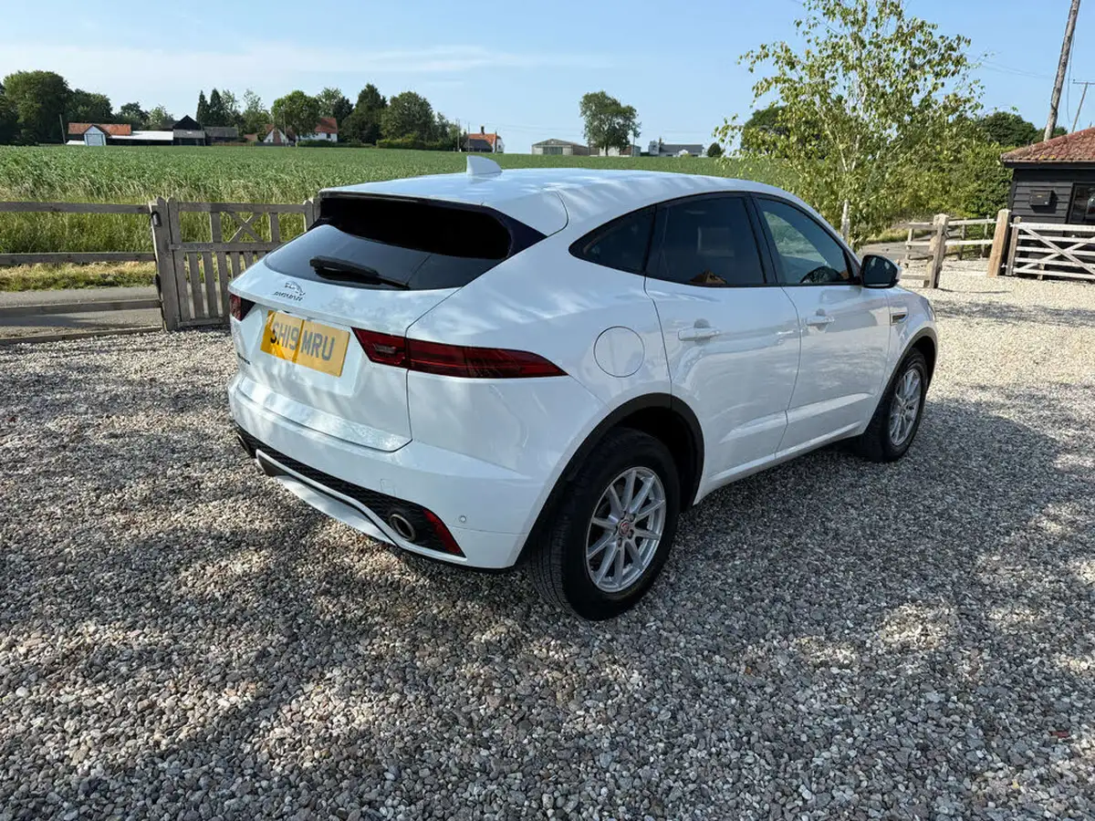 2019-jaguar-e-pace-20-i4d-r-dynamic-150ps-big-3