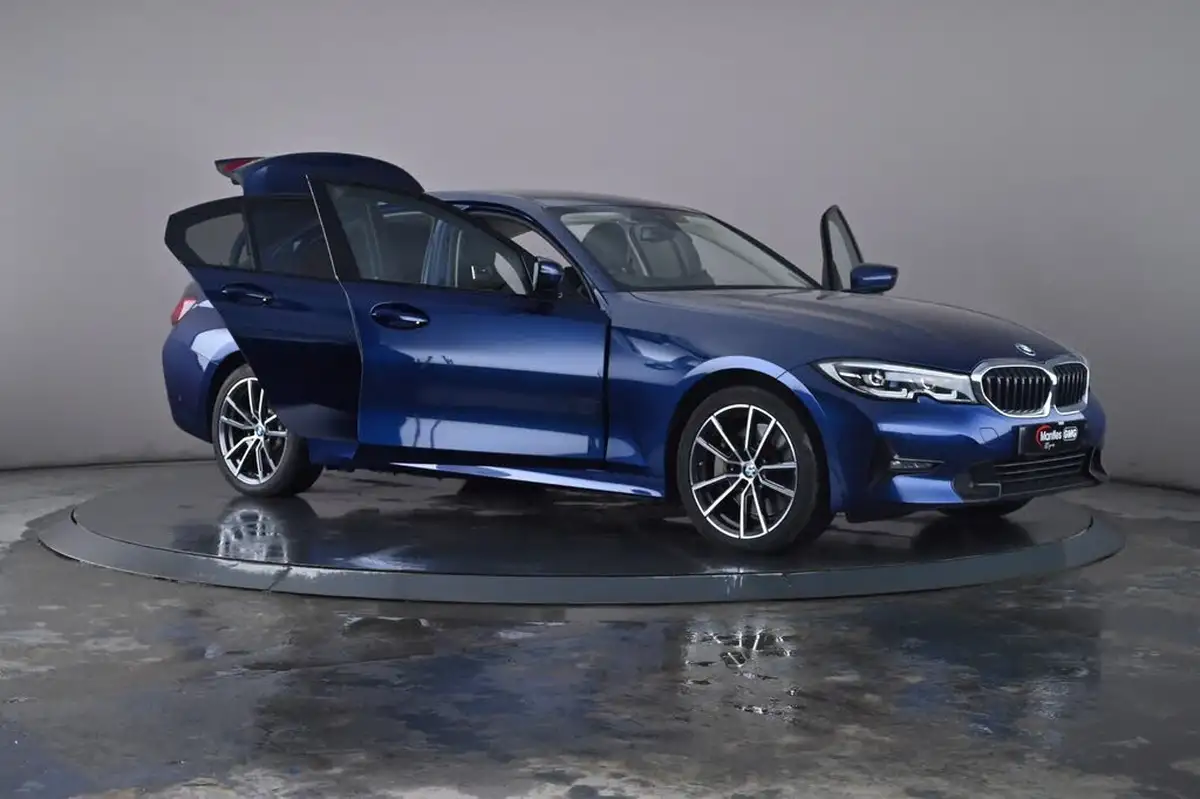 2020-bmw-3-series-20-330e-sport-pro-saloon-4d-big-30