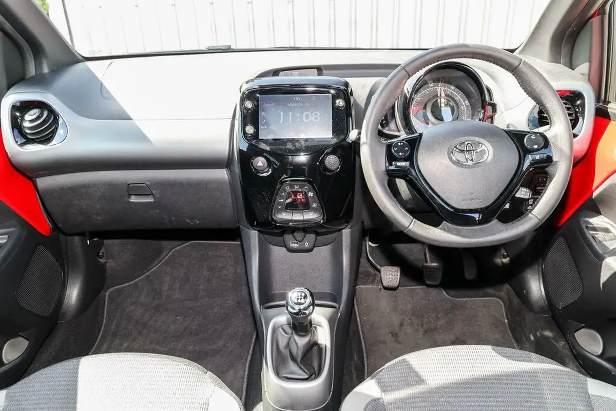 2021-toyota-aygo-10-vvt-i-x-trend-tss-big-4