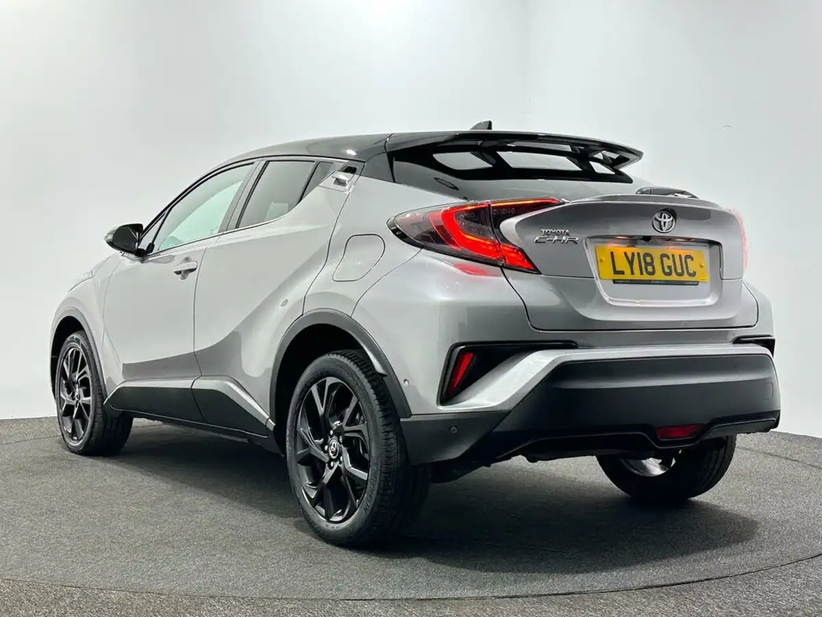 2018-toyota-c-hr-12-dynamic-big-45
