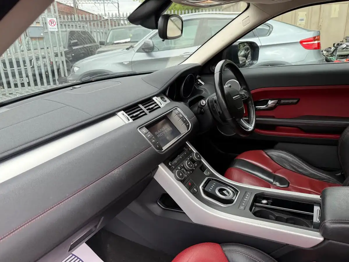 2011-land-rover-range-rover-evoque-20-dynamic-coupe-3d-big-10