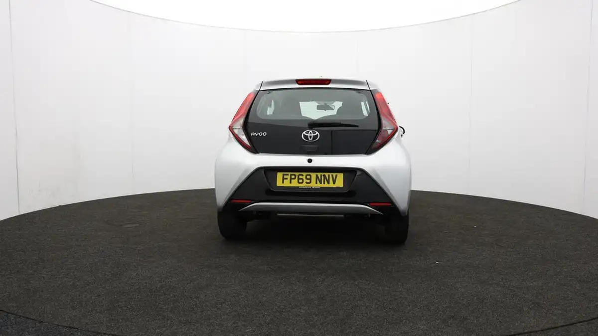 2019-toyota-aygo-10-vvt-i-x-play-big-59