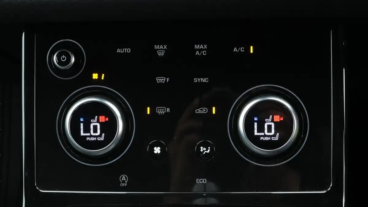 2021-land-rover-range-rover-evoque-20-d165-r-dynamic-s-big-12