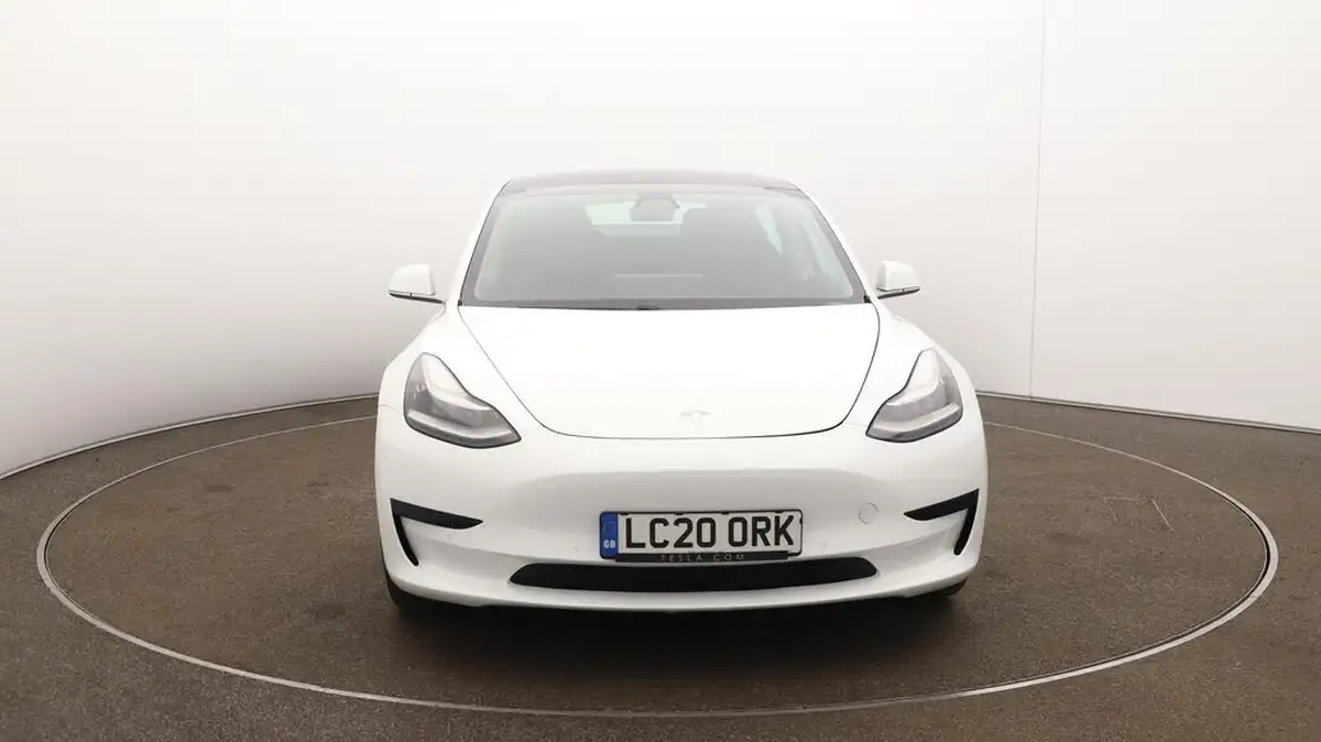 2020-tesla-model-3-e-standard-plus-big-32