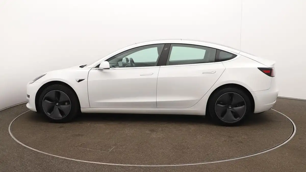 2020-tesla-model-3-e-standard-plus-big-56