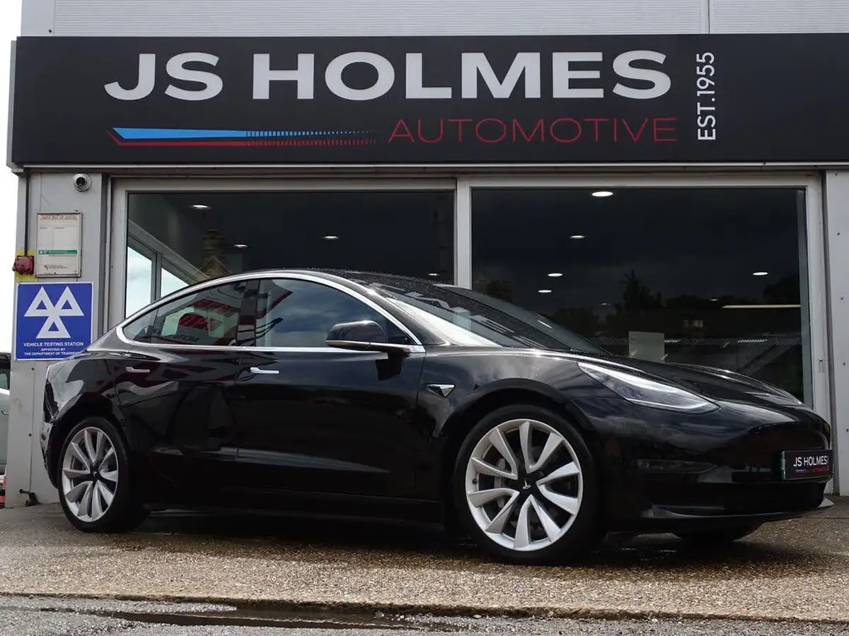2020-tesla-model-3-e-long-range-big-4