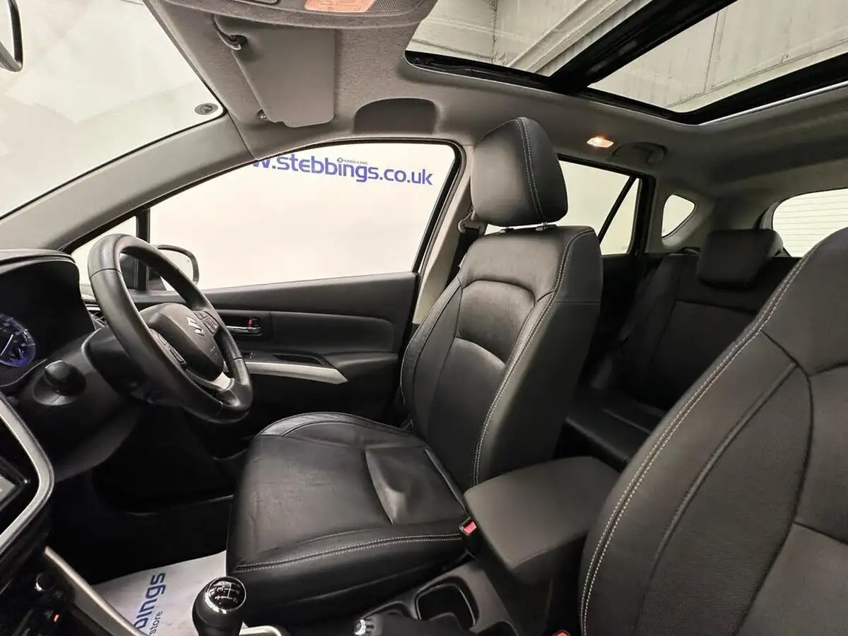 2016-suzuki-s-cross-16-sz5-big-26