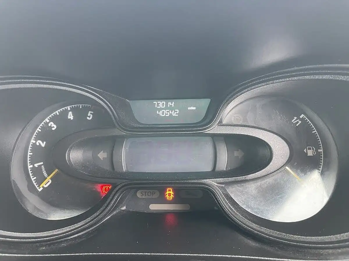 2016-vauxhall-vivaro-16cdti-2900-ecoflex-l1h1-90ps-panel-van-big-35