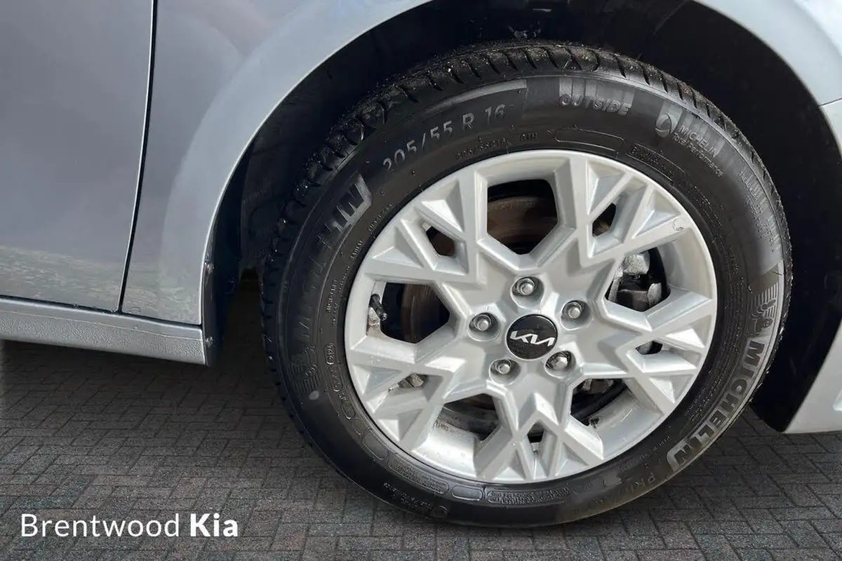 2024-kia-ceed-15-t-gdi-2-138bhp-sportswagon-big-7