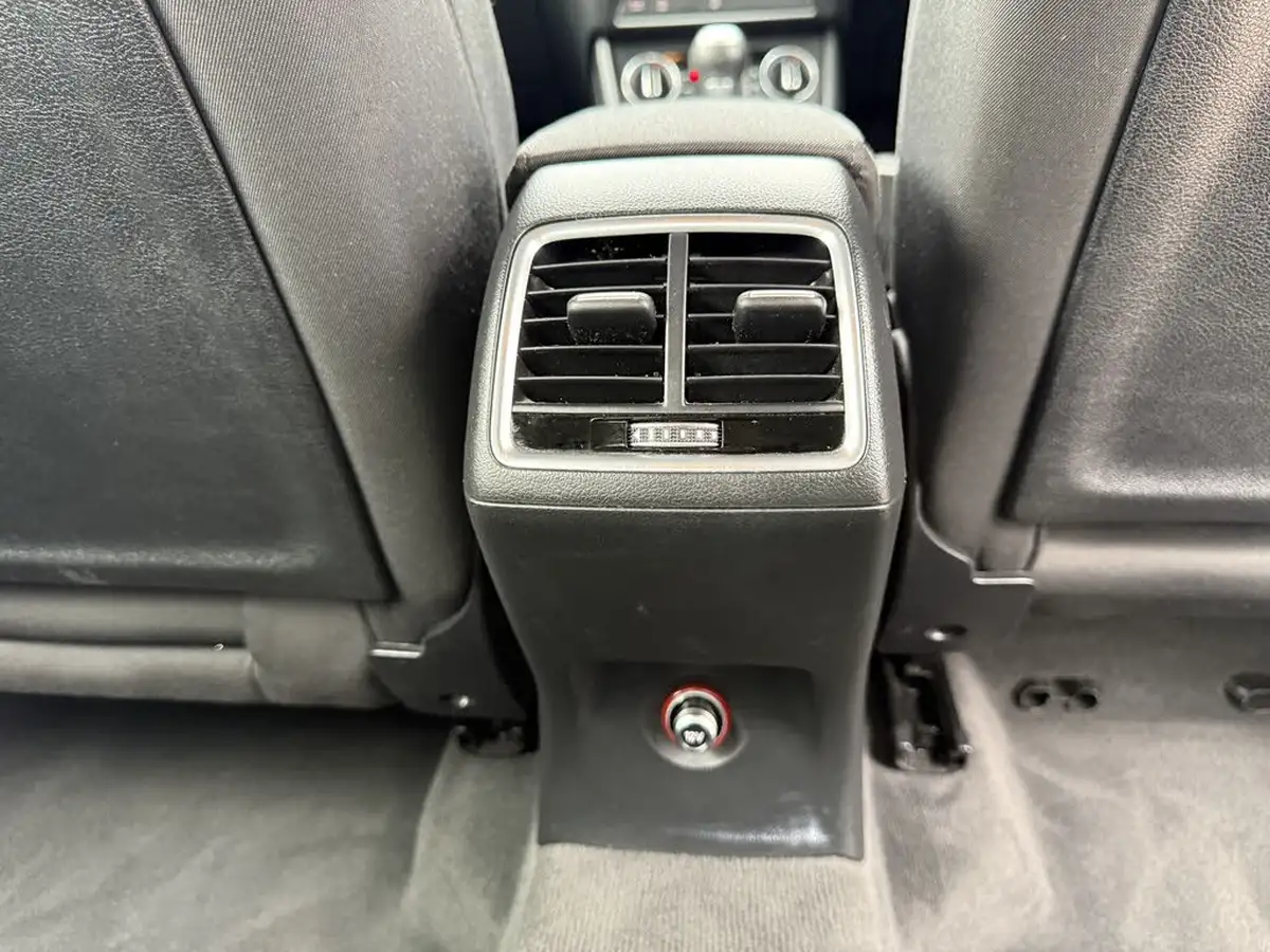 2016-audi-q3-14-tfsi-se-s-tronic-big-49