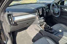 2024-volvo-xc40-20-b3-core-small-10