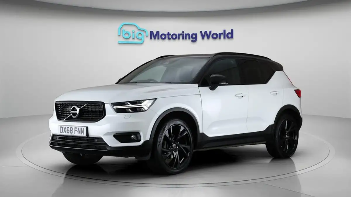 2018-volvo-xc40-15-t3-r-design-pro-big-2