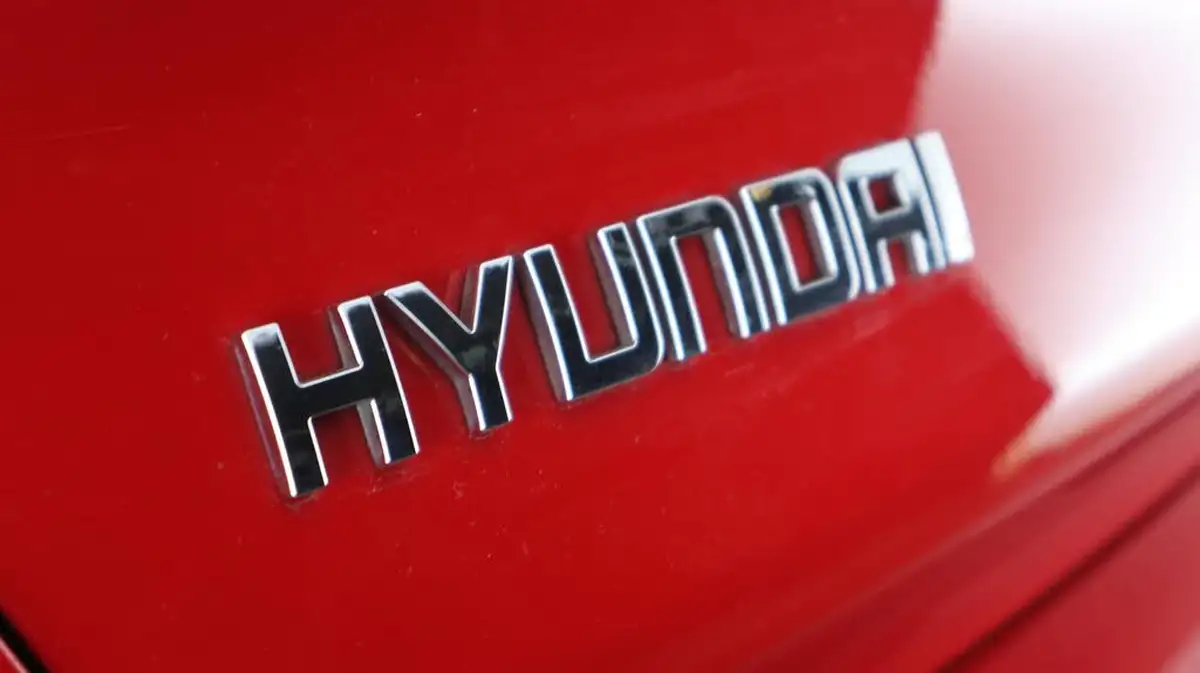 2019-hyundai-i30-14-t-gdi-n-line-nav-hatchback-big-19