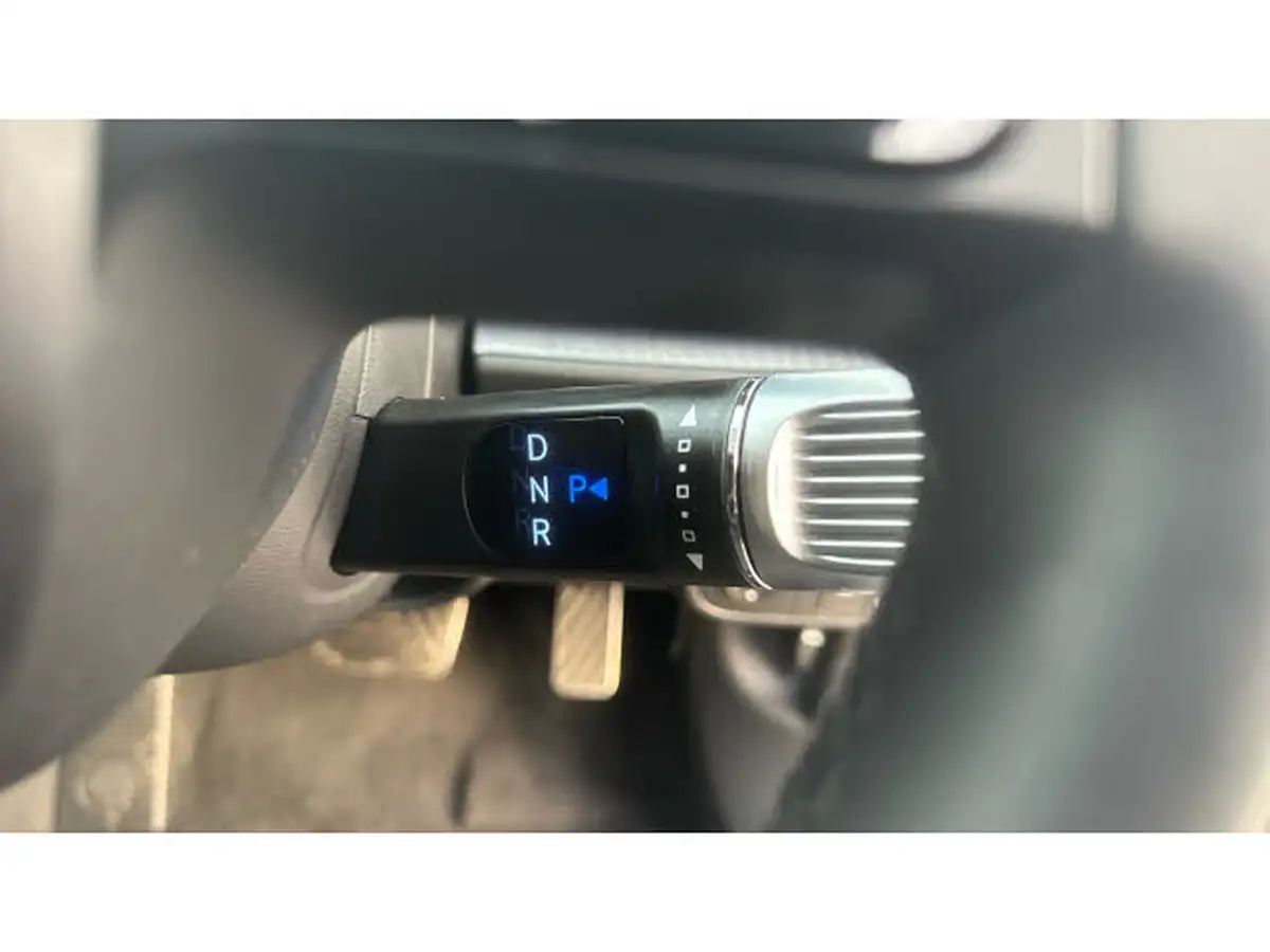 2024-hyundai-ioniq-6-e-premium-228ps-single-rwd-big-12