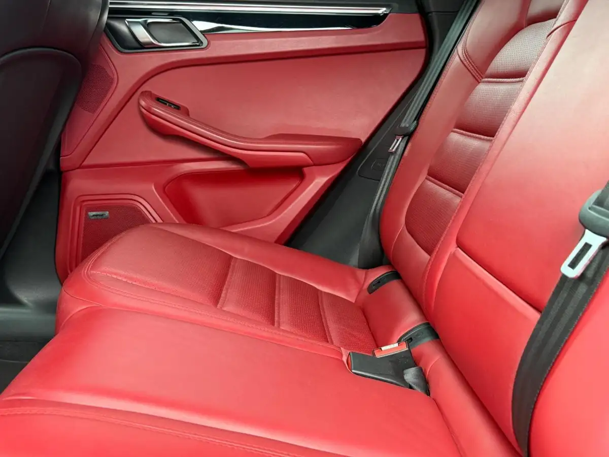 2015-porsche-macan-30td-s-big-13