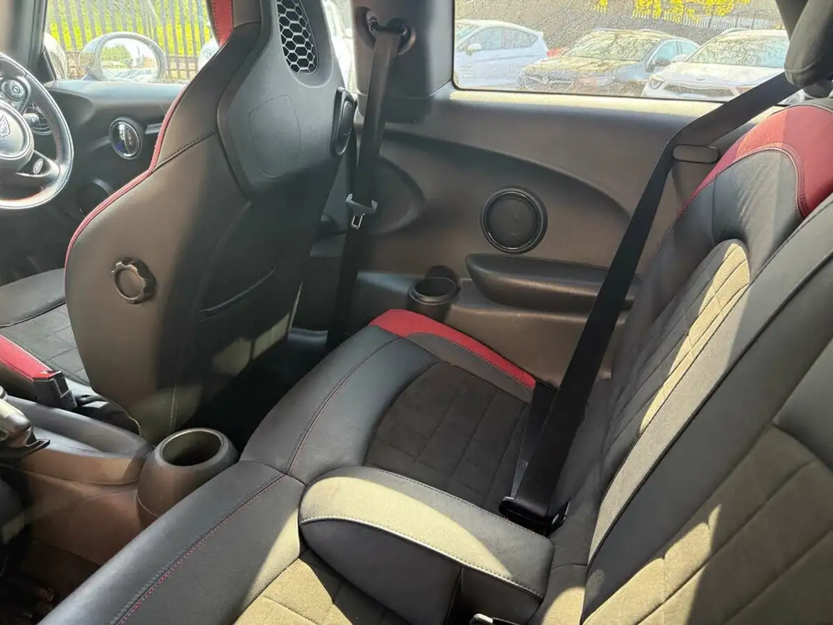 2018-mini-cooper-15-cooper-sport-ss-hatchback-3d-big-29