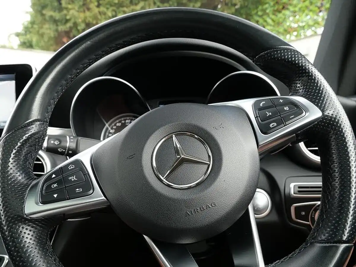 2018-mercedes-benz-c-class-21d-c250d-amg-line-premiumss-coupe-2d-big-20