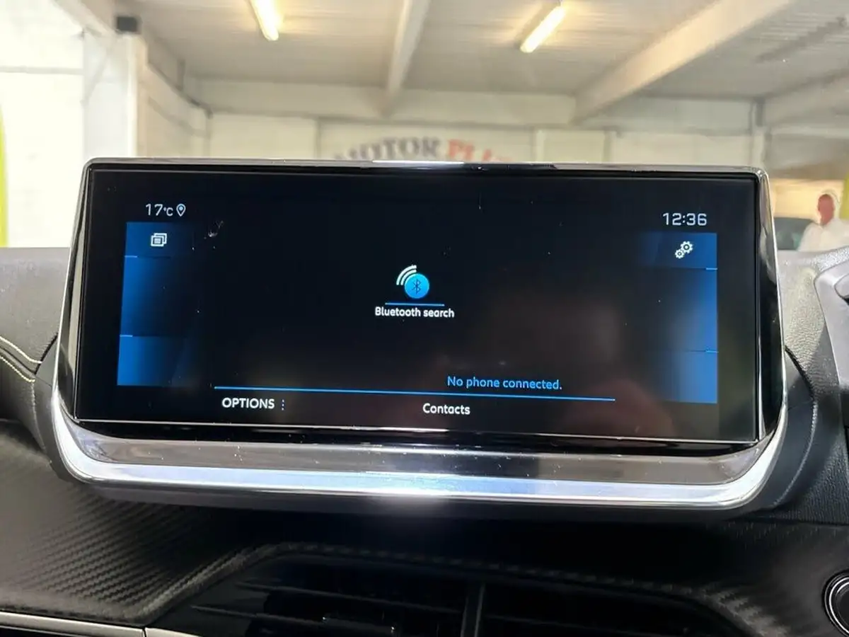 2021-peugeot-2008-suv-15-bluehdi-gt-big-31
