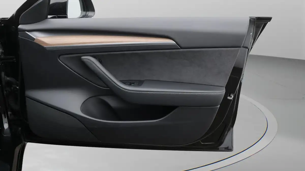 2021-tesla-model-3-e-standard-plus-big-15