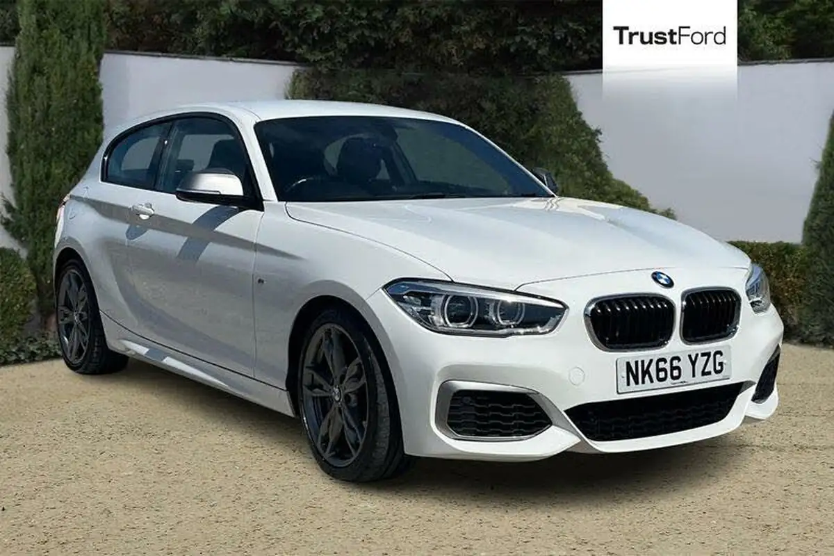 2016-bmw-1-series-30-m140i-3d-2998cc-sport-auto-big-0