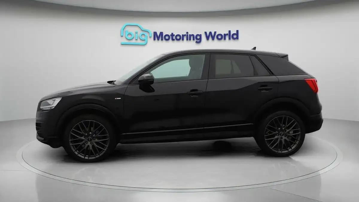 2019-audi-q2-16-30-tdi-black-edition-big-4