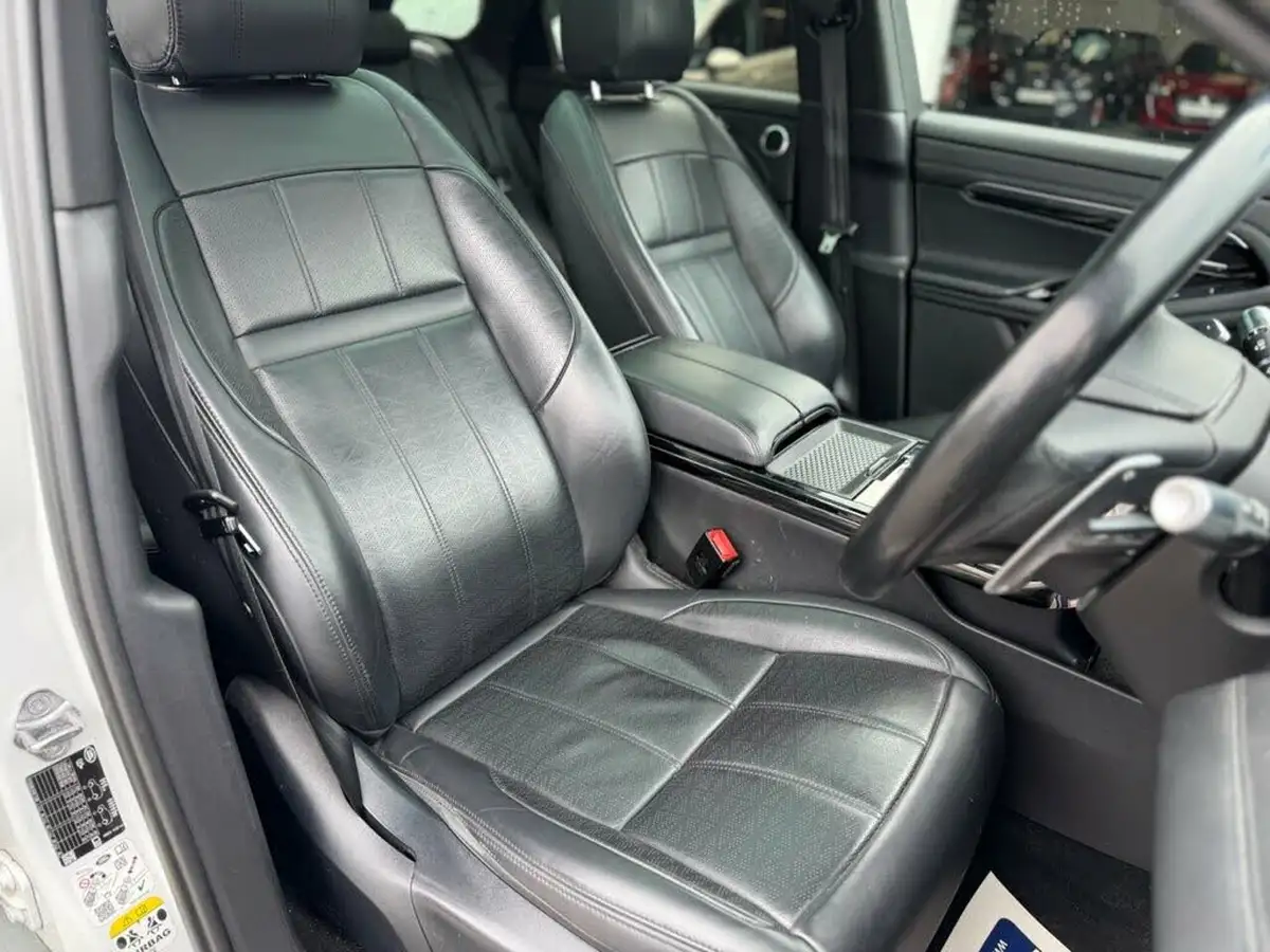 2021-land-rover-range-rover-evoque-15-p300e-r-dynamic-hse-big-8