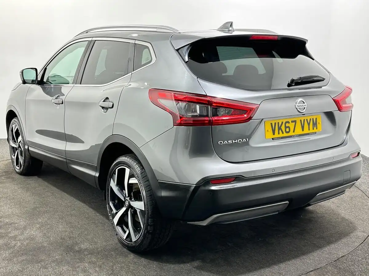2017-nissan-qashqai-15dci-tekna-big-5