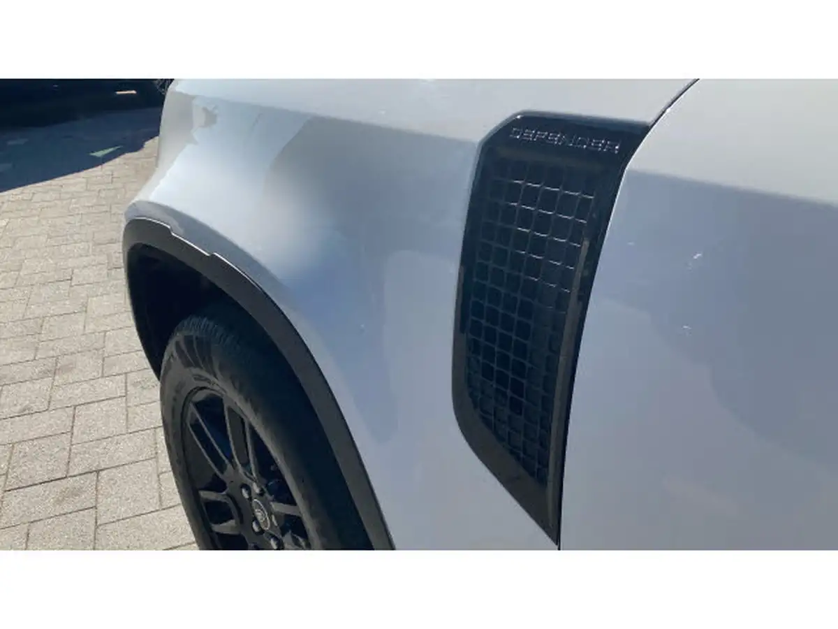 2021-land-rover-90-defender-30-d200-s-big-19