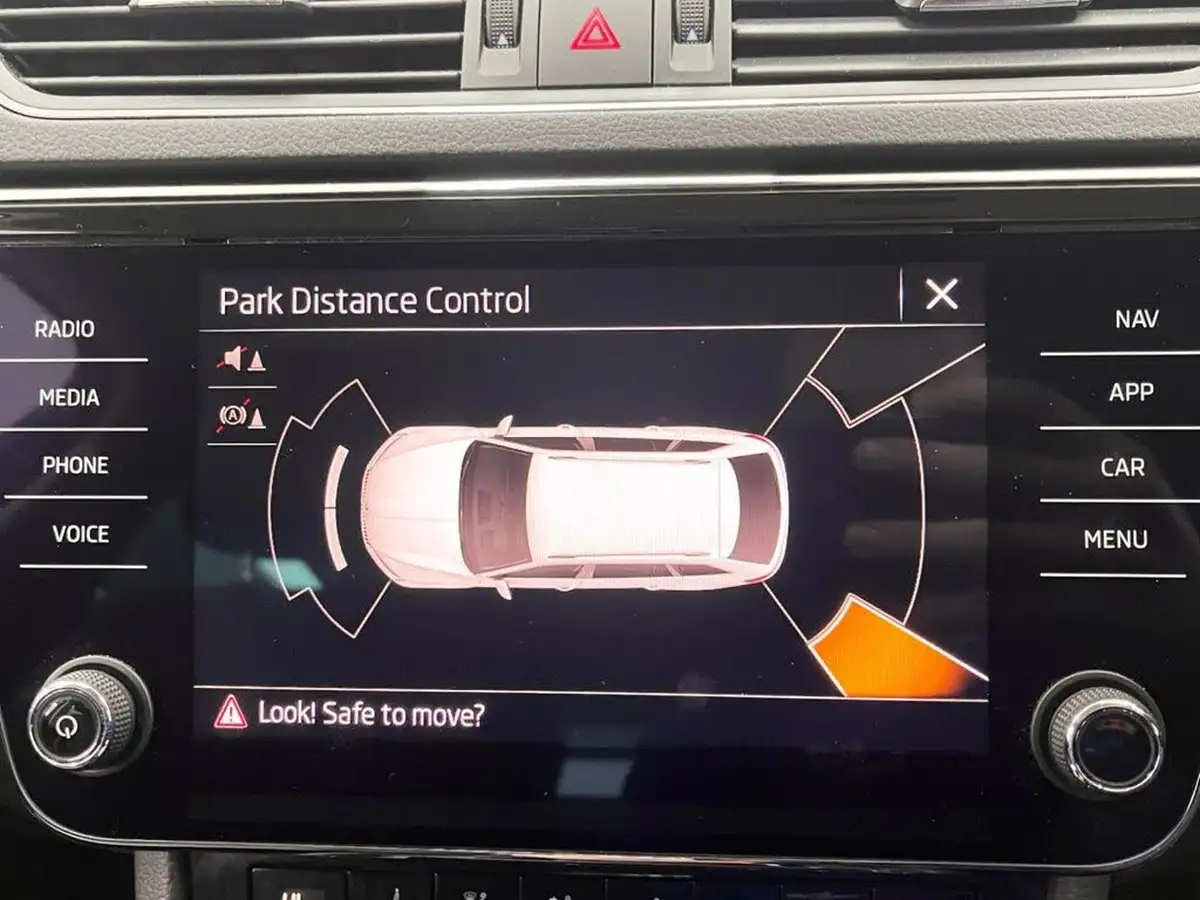 2020-skoda-superb-20tdi-se-l-150ps-estate-dsg-big-22