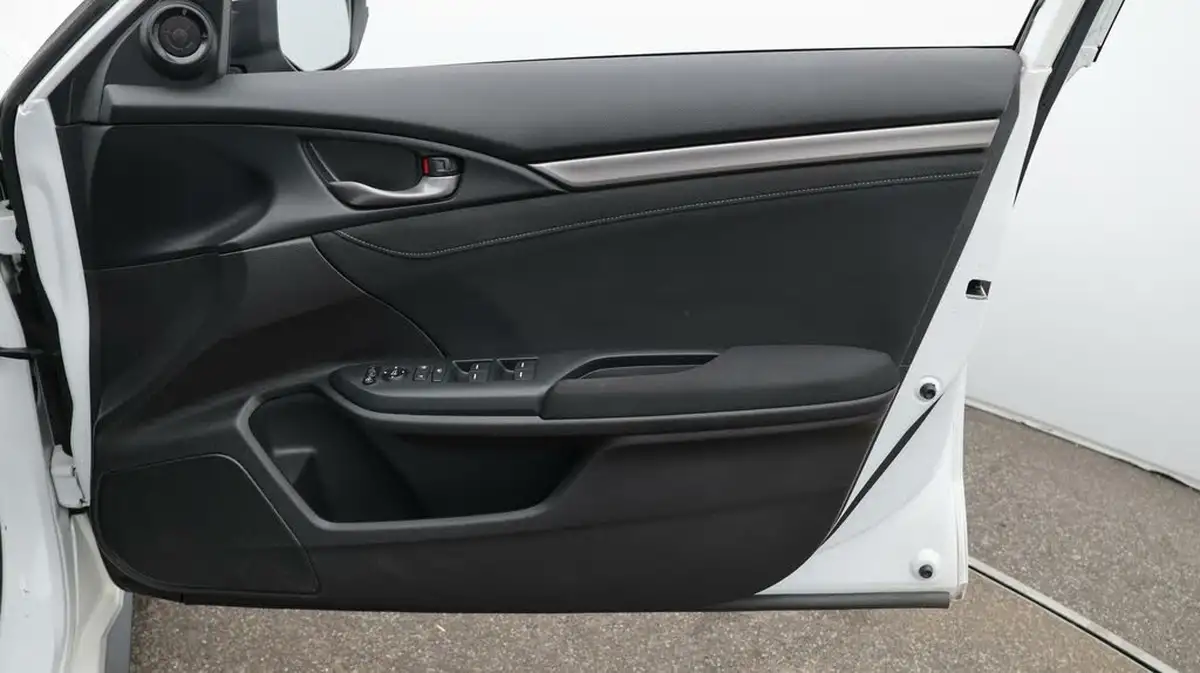 2021-honda-civic-15-vtec-turbo-sport-ss-big-15