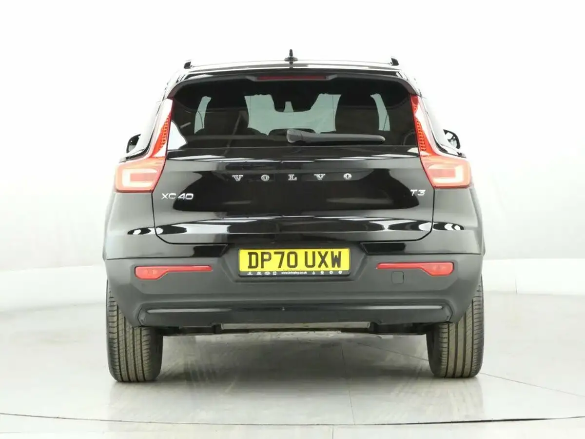 2021-volvo-xc40-15-t3-r-design-163bhp-big-6