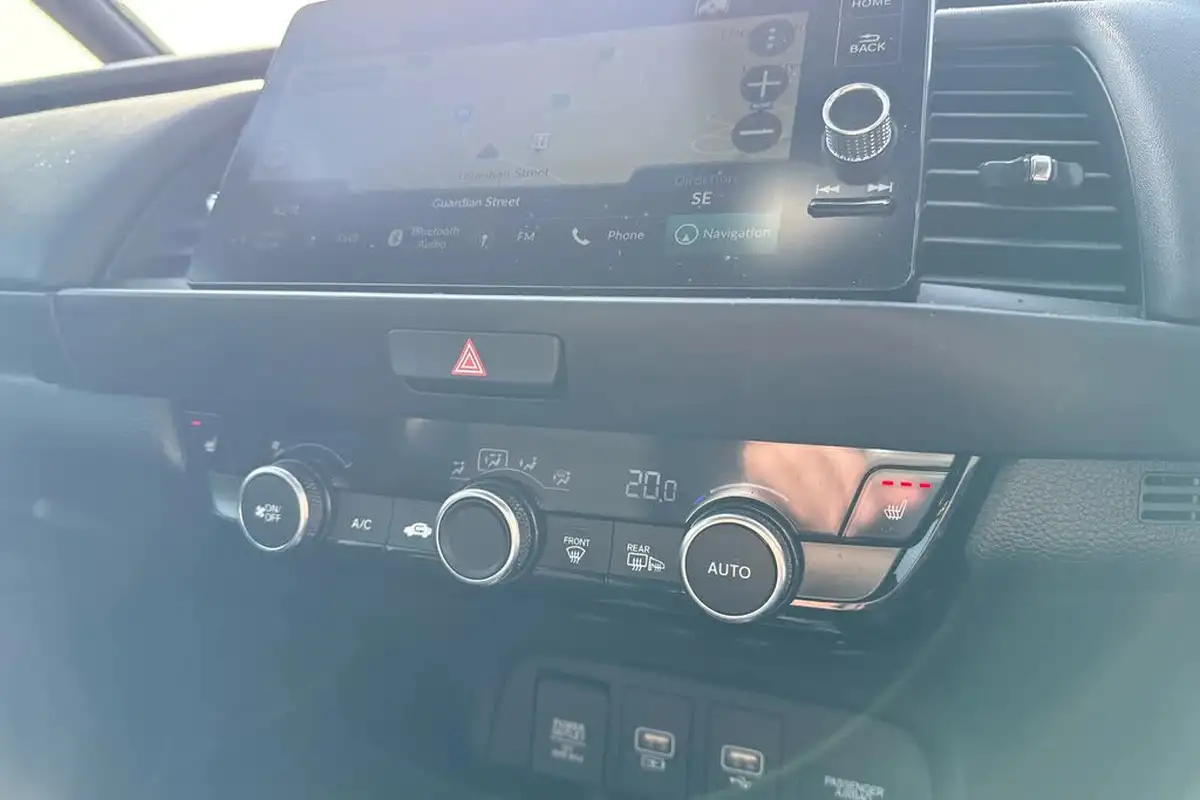 2023-honda-jazz-15-i-mmd-crosstar-advance-big-17